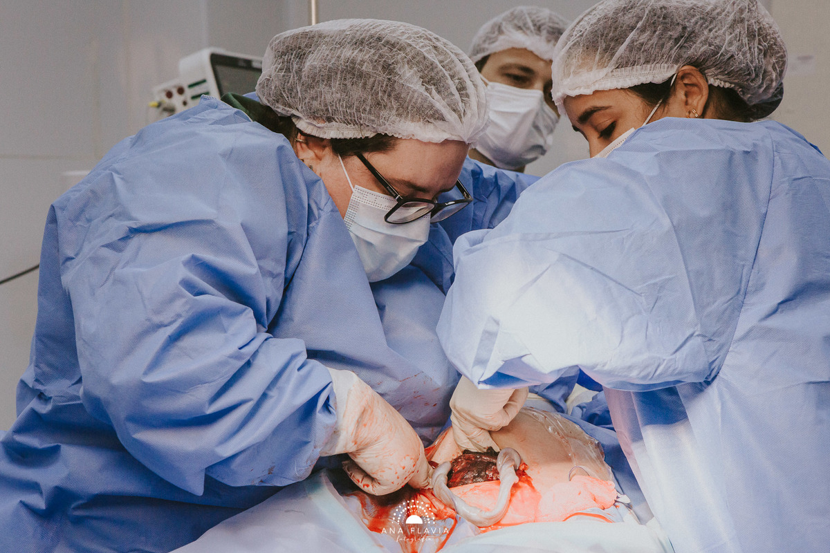 Filmes de parto, filmes de nascimento, nascimento, humanização, parto normal, cesariana humanizada, doula, parto, foto de parto, fotografia de parto no es, parto humanizado, grande vitória, maternidade santa ursula