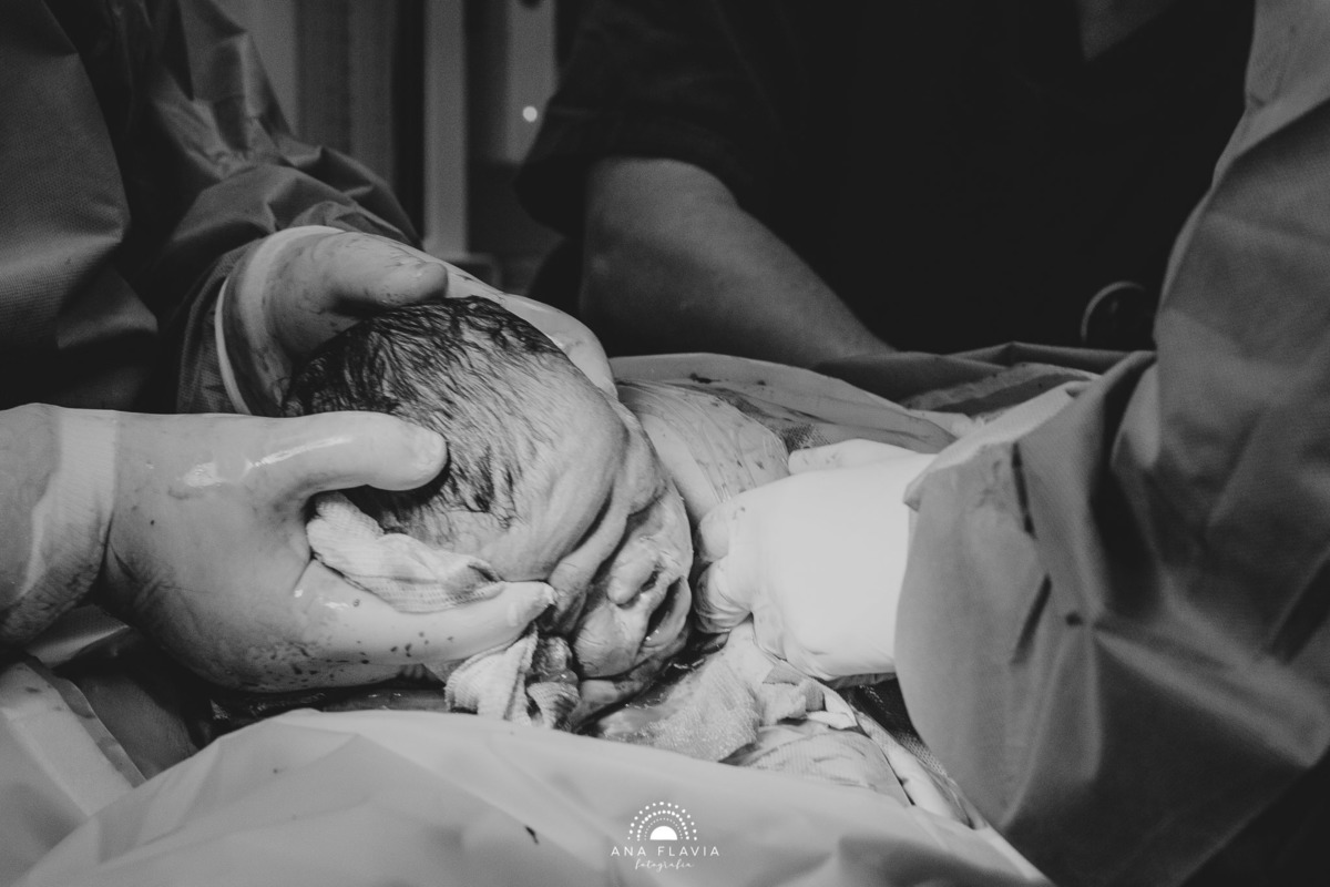 Filmes de parto, filmes de nascimento, nascimento, humanização, parto normal, cesariana humanizada, doula, parto, foto de parto, fotografia de parto no es, parto humanizado, grande vitória, maternidade santa ursula