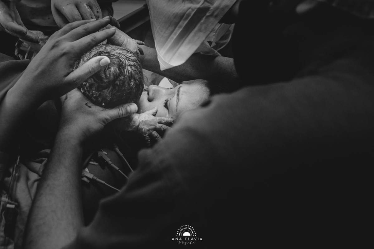 Filmes de parto, filmes de nascimento, nascimento, humanização, parto normal, cesariana humanizada, doula, parto, foto de parto, fotografia de parto no es, parto humanizado, grande vitória, maternidade santa ursula