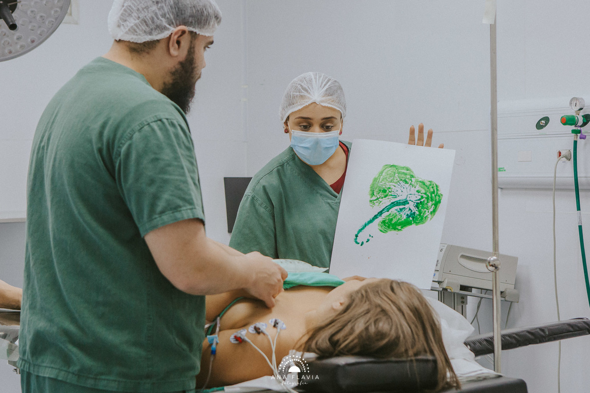 Filmes de parto, filmes de nascimento, nascimento, humanização, parto normal, cesariana humanizada, doula, parto, foto de parto, fotografia de parto no es, parto humanizado, grande vitória, maternidade santa ursula