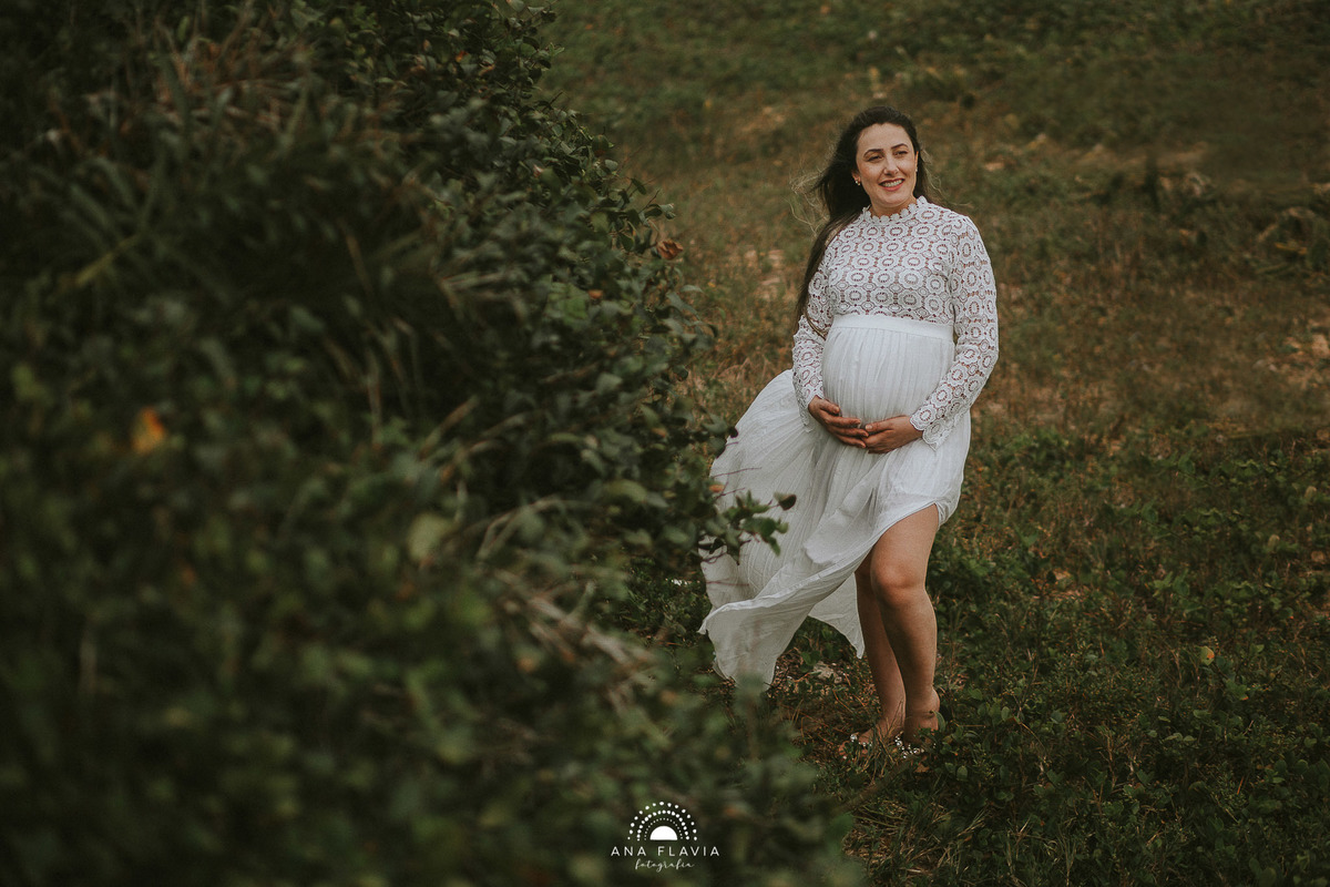 book gestante, gestante, gravida, gravidez, maternidade, ensaio gestante,  vila velha, vitoria,  parto, bebê, praia de itaparica, ensaio nublado, ensaio com vento, ensaio gestante na praia, ensaio gestante no festa, praia deserta 
