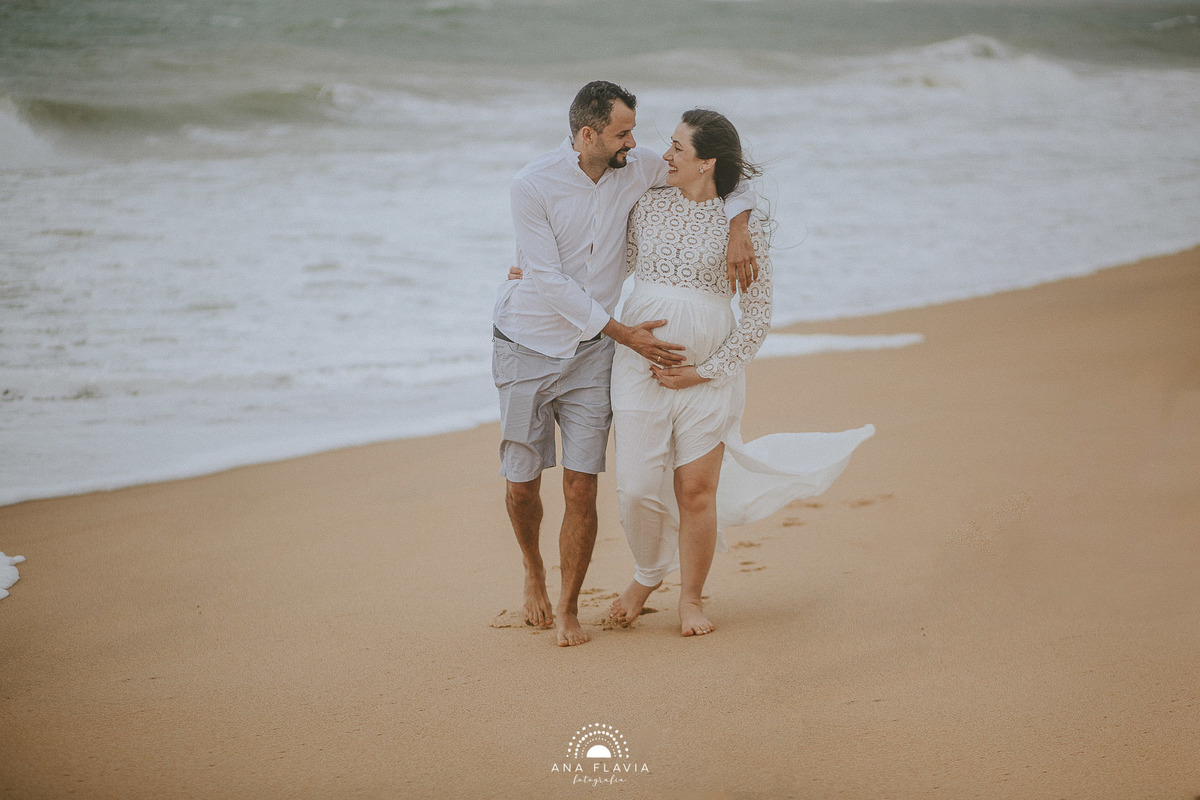 book gestante, gestante, gravida, gravidez, maternidade, ensaio gestante,  vila velha, vitoria,  parto, bebê, praia de itaparica, ensaio nublado, ensaio com vento, ensaio gestante na praia, ensaio gestante no festa, praia deserta 
