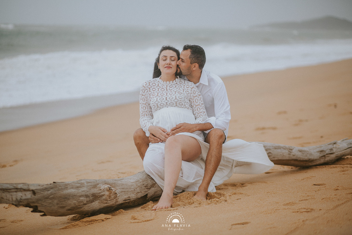 book gestante, gestante, gravida, gravidez, maternidade, ensaio gestante,  vila velha, vitoria,  parto, bebê, praia de itaparica, ensaio nublado, ensaio com vento, ensaio gestante na praia, ensaio gestante no festa, praia deserta 
