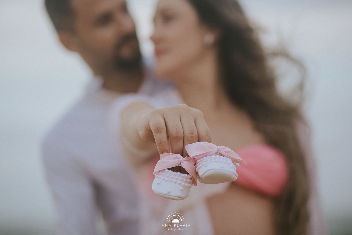 book gestante, gestante, gravida, gravidez, maternidade, ensaio gestante,  vila velha, vitoria,  parto, bebê, praia de itaparica, ensaio nublado, ensaio com vento, ensaio gestante na praia, ensaio gestante no festa, praia deserta 
