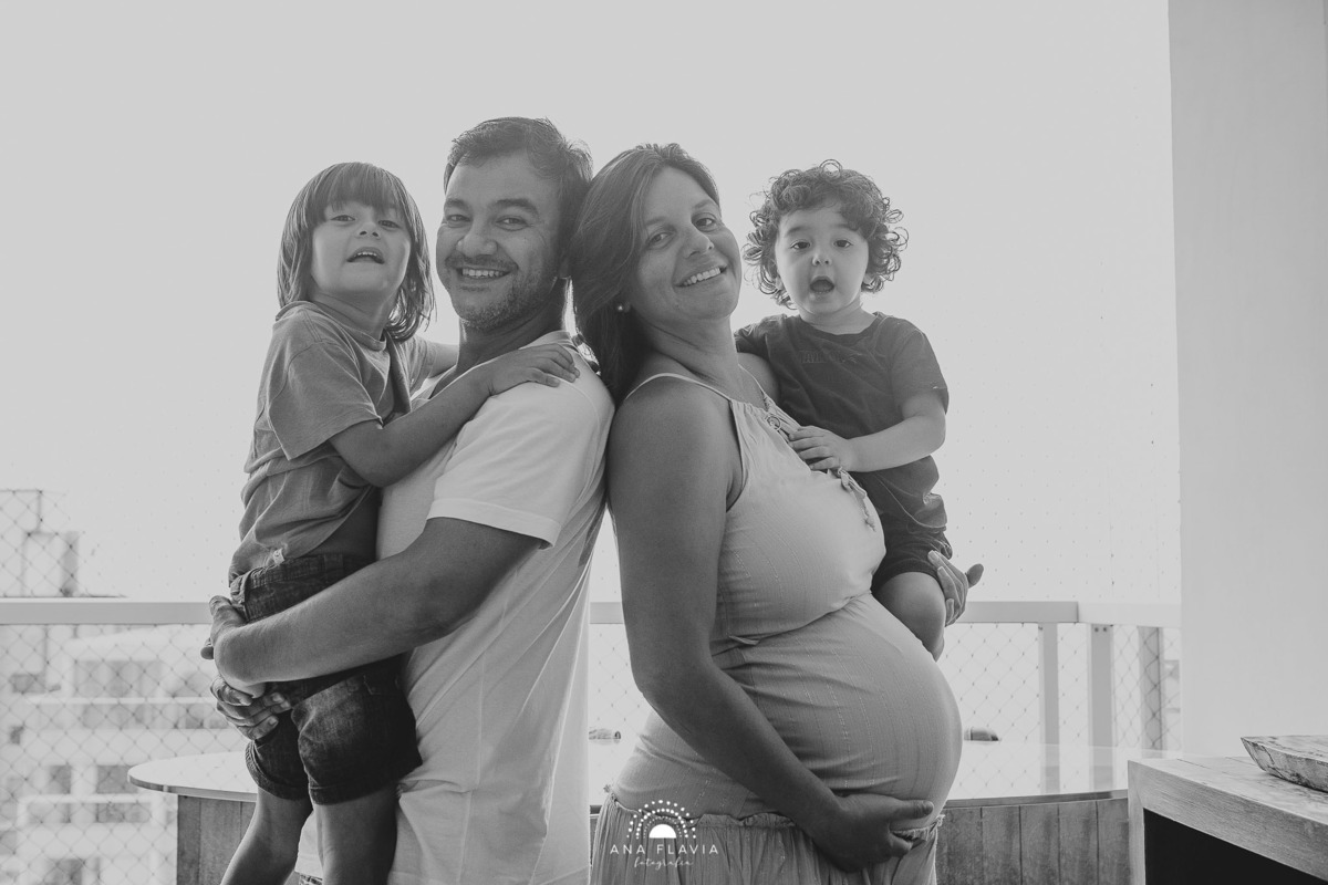 book gestante, gestante, gravida, gravidez, maternidade, ensaio gestante,  vila velha, vitoria,  parto, bebê, praia de ensaio em casa, ensaio nublado, ensaio com vento, ensaio gestante em casa, ensaio gestante 
