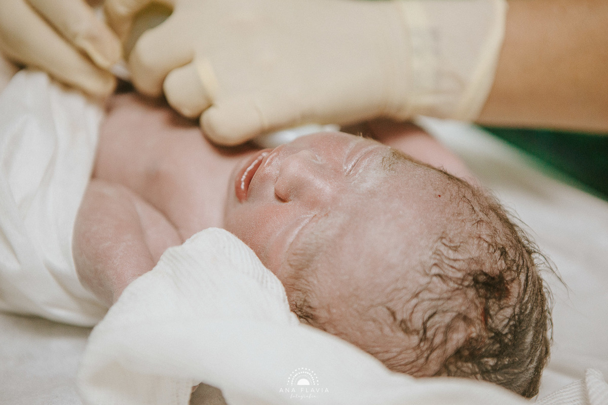 Fotografia de parto Cesária 
Filmes de parto, filmes de nascimento, nascimento, humanização, parto normal, cesariana humanizada, doula, parto, foto de parto, fotografia de parto no es, parto humanizado, grande vitória, Hospital Praia da Costa