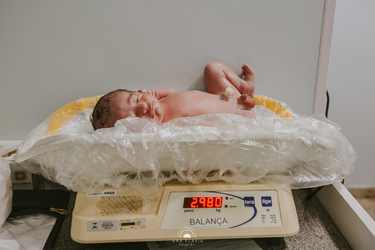 Fotografia de parto Cesária 
Filmes de parto, filmes de nascimento, nascimento, humanização, parto normal, cesariana humanizada, doula, parto, foto de parto, fotografia de parto no es, parto humanizado, grande vitória, Hospital Praia da Costa