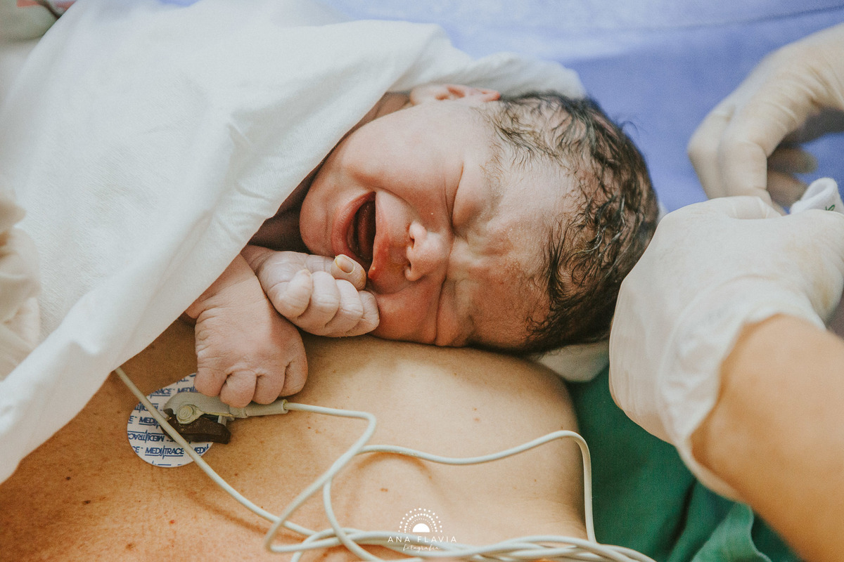 Fotografia de parto Cesária, Filme de parto, nascimento, humanização, vídeo de cesaria, cesariana humanizada, foto de parto Cesaria, parto humanizado, grande vitória, Hospital Praia da Costa, parto Cesária, parto normal, santa ursula