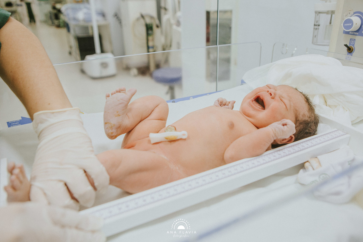 Fotografia de parto Cesária, Filme de parto, nascimento, humanização, vídeo de cesaria, cesariana humanizada, foto de parto Cesaria, parto humanizado, grande vitória, Hospital Praia da Costa, parto Cesária, parto normal, santa ursula