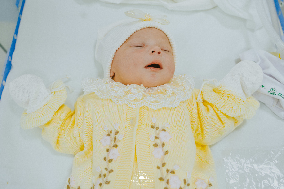 Fotografia de parto Cesária, Filme de parto, nascimento, humanização, vídeo de cesaria, cesariana humanizada, foto de parto Cesaria, parto humanizado, grande vitória, Hospital Praia da Costa, parto Cesária, parto normal, santa ursula