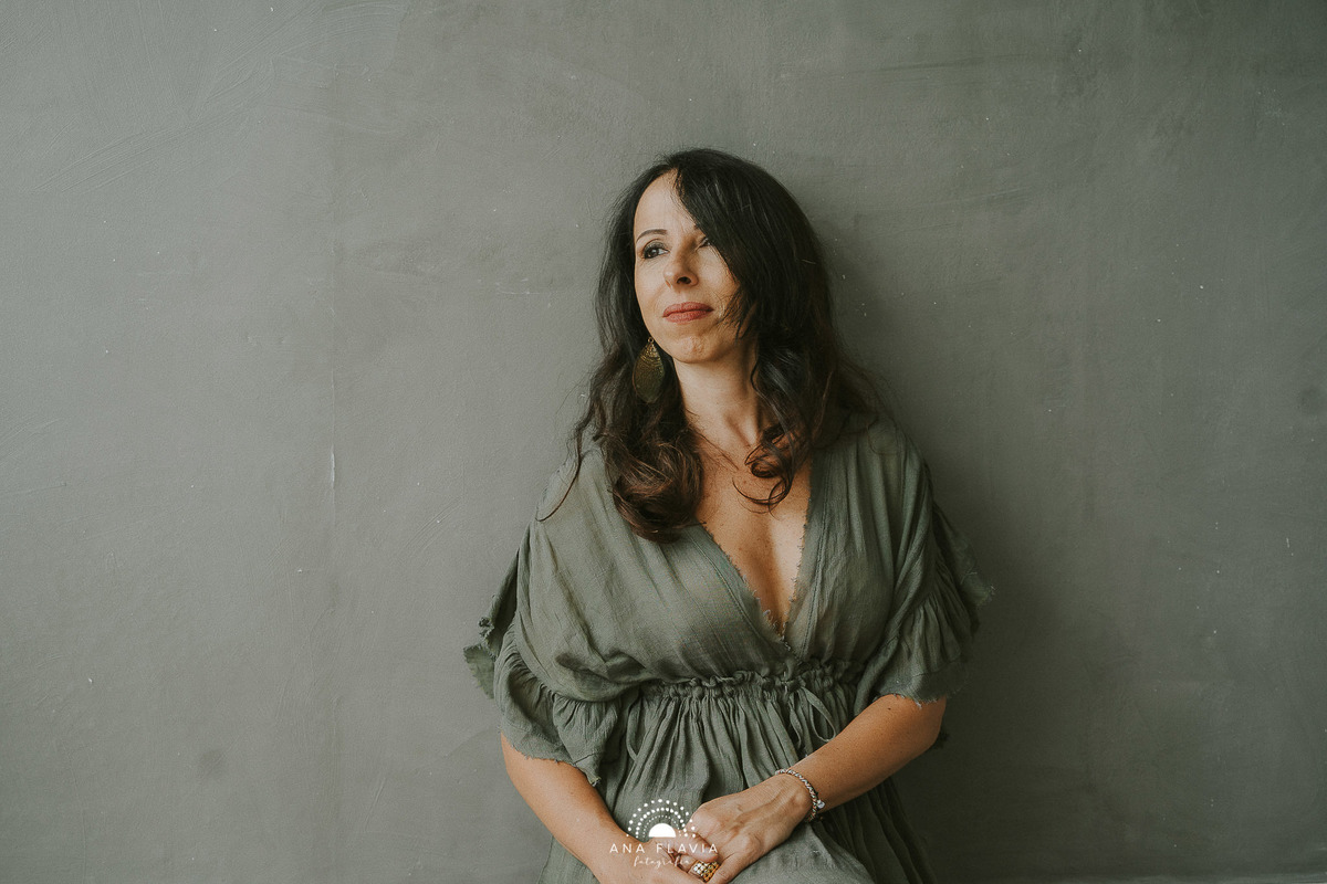 ensaio em estudio, ensaio pessoal, ensaio proficional, vitoria, vila velha, escritoraensaio em estudio, ensaio pessoal, ensaio proficional, vitoria, vila velha, escritora Ensaio empresarial
