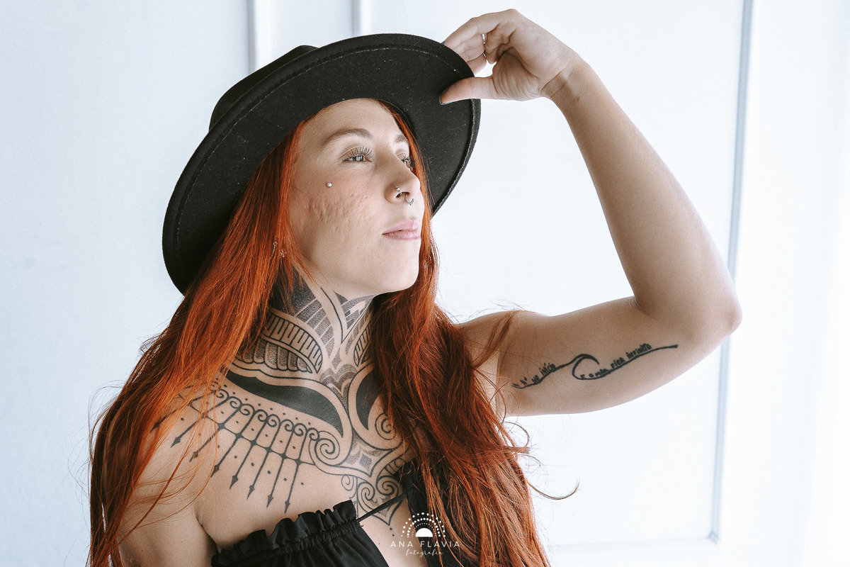 ensaio em estudio, ensaio pessoal, ensaio proficional, vitoria, vila velha, escritora Ensaio empresarial ensaio feminino, ensaio boudoir
