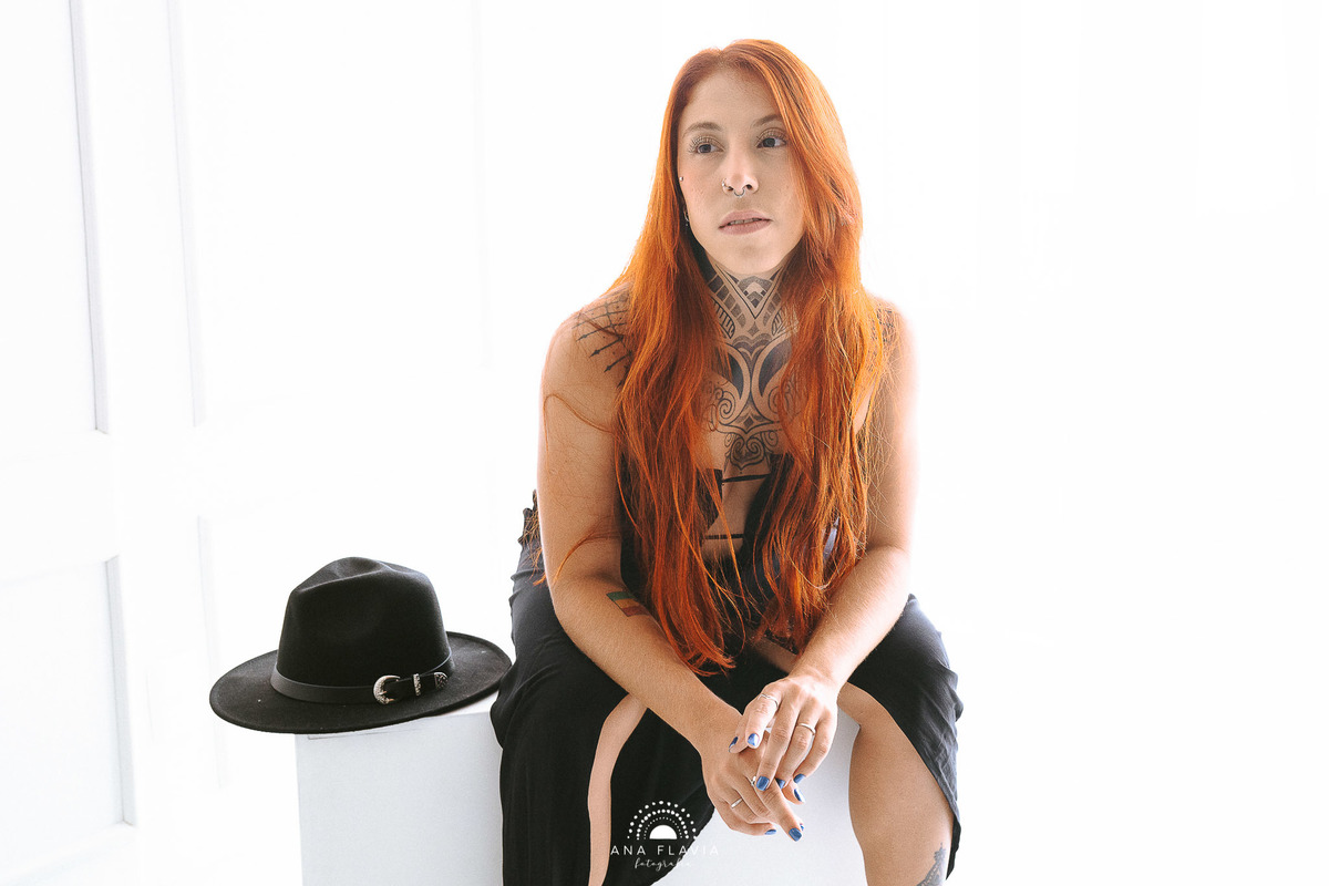 ensaio em estudio, ensaio pessoal, ensaio proficional, vitoria, vila velha, escritora Ensaio empresarial ensaio feminino, ensaio boudoir
