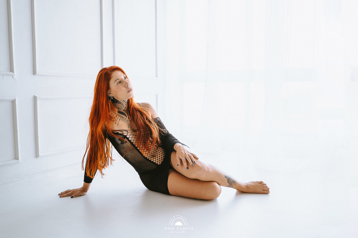 ensaio em estudio, ensaio pessoal, ensaio proficional, vitoria, vila velha, escritora Ensaio empresarial ensaio feminino, ensaio boudoir
