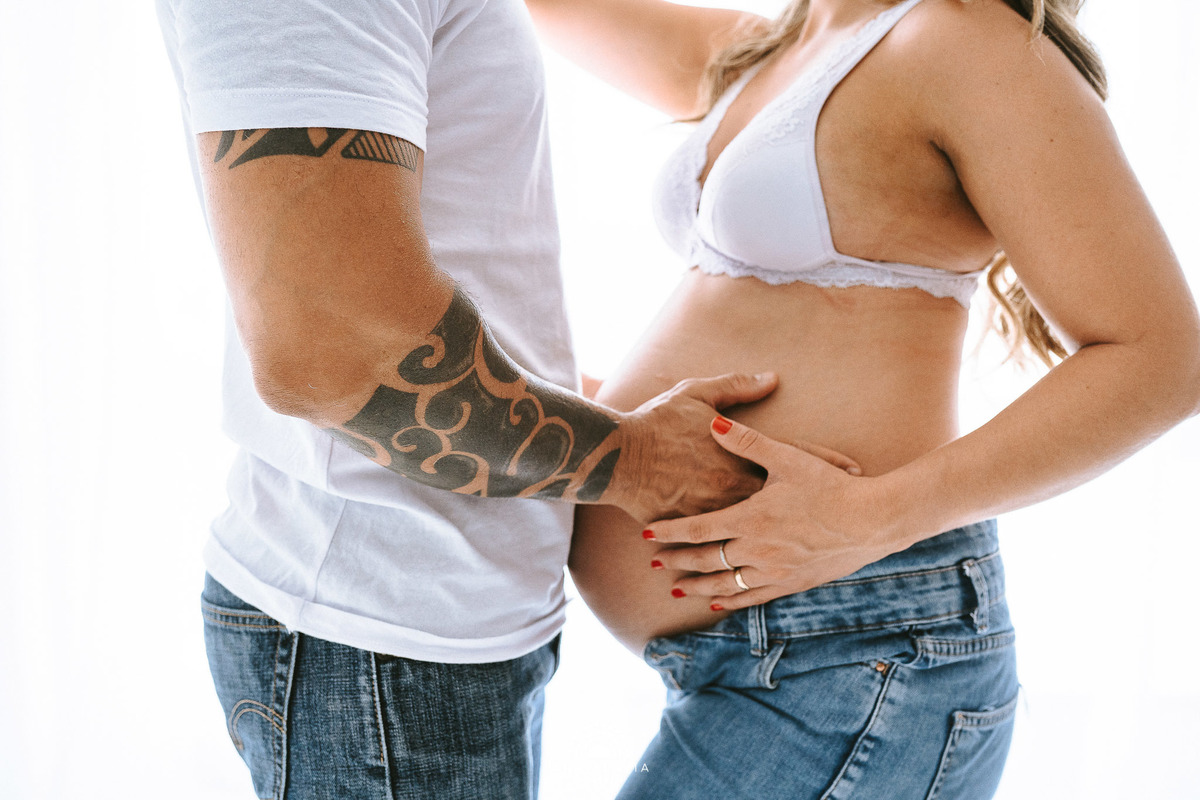 book gestante, gestante, gravida, gravidez, maternidade, ensaio gestante,  vila velha, vitoria,  parto, bebê, praia de ensaio em casa, ensaio nublado, ensaio gestante em estudio, foto em estudio, estudio fotografico