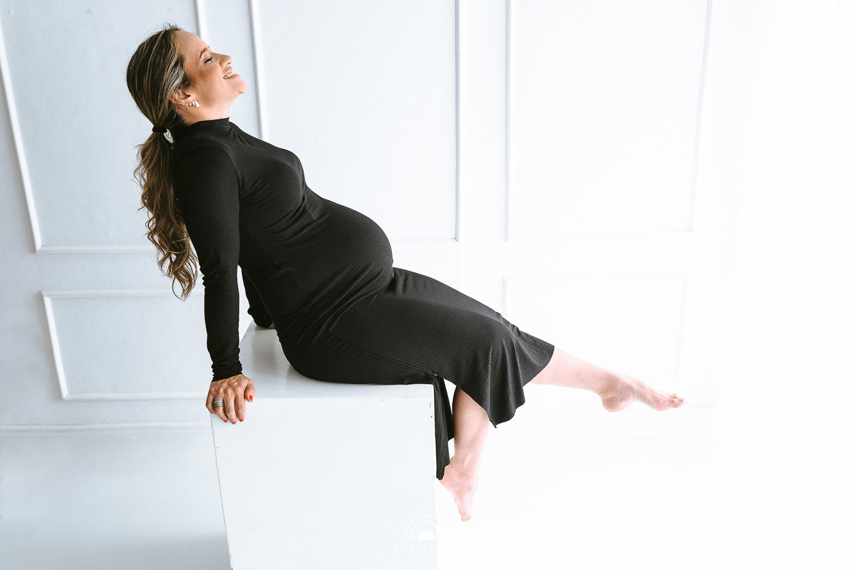 book gestante, gestante, gravida, gravidez, maternidade, ensaio gestante,  vila velha, vitoria,  parto, bebê, praia de ensaio em casa, ensaio nublado, ensaio gestante em estudio, foto em estudio, estudio fotografico