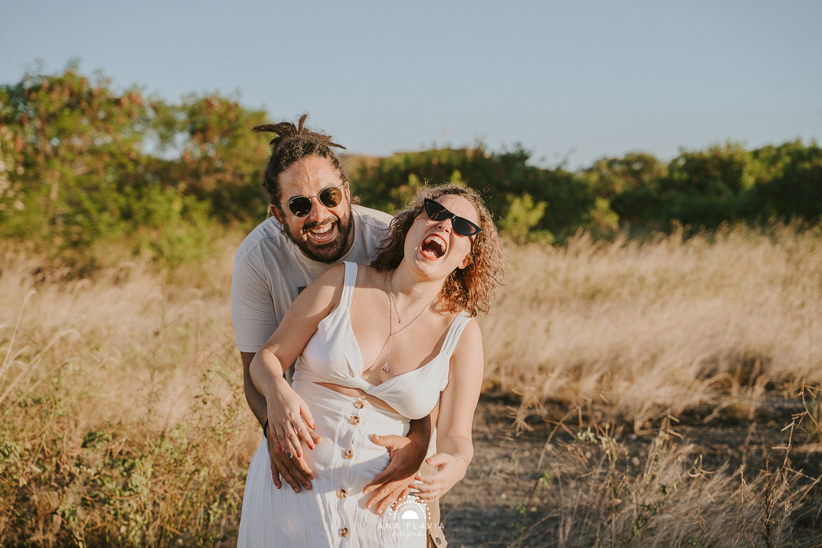 ensaio fotográfico, revelação de gravidez, ensaio revelação, cha revelação, campo, vila velha, vitoria, mae de menina, primeira gravidez

