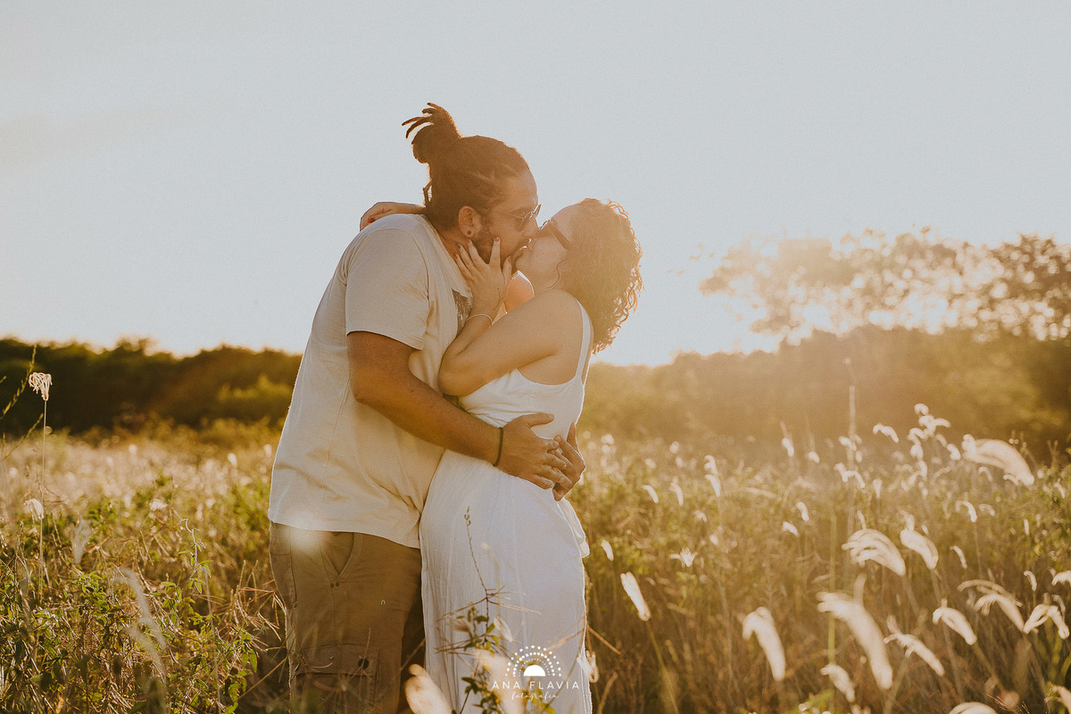 ensaio fotográfico, revelação de gravidez, ensaio revelação, cha revelação, campo, vila velha, vitoria, mae de menina, primeira gravidez
