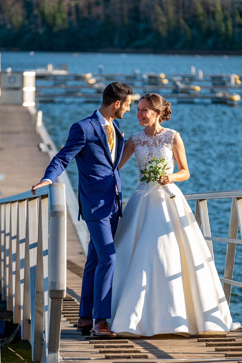 Estudios74-fotografia noivos -wedding photos-fotografia de casamento-casamento em aguieira-casamento no montebelo hotel & spa-casamento no montebelo Lake resort-casamento são martinho da cortiça-fotografia de casamento moderno-fotos de casamento jovem
