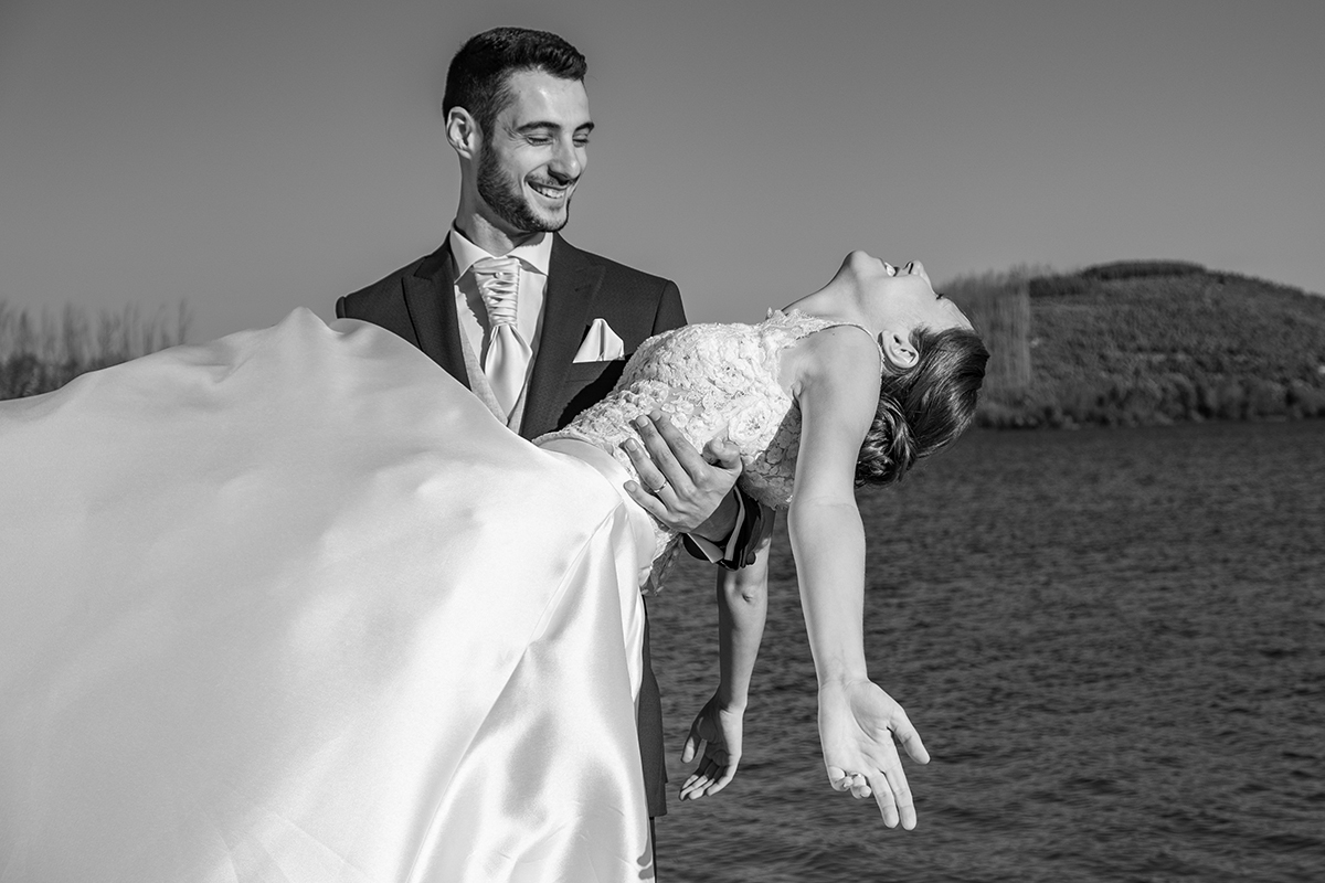 Estudios74-fotografia noivos -wedding photos-fotografia de casamento-casamento em aguieira-casamento no montebelo hotel & spa-casamento no montebelo Lake resort-casamento são martinho da cortiça-fotografia de casamento moderno-fotos de casamento jovem