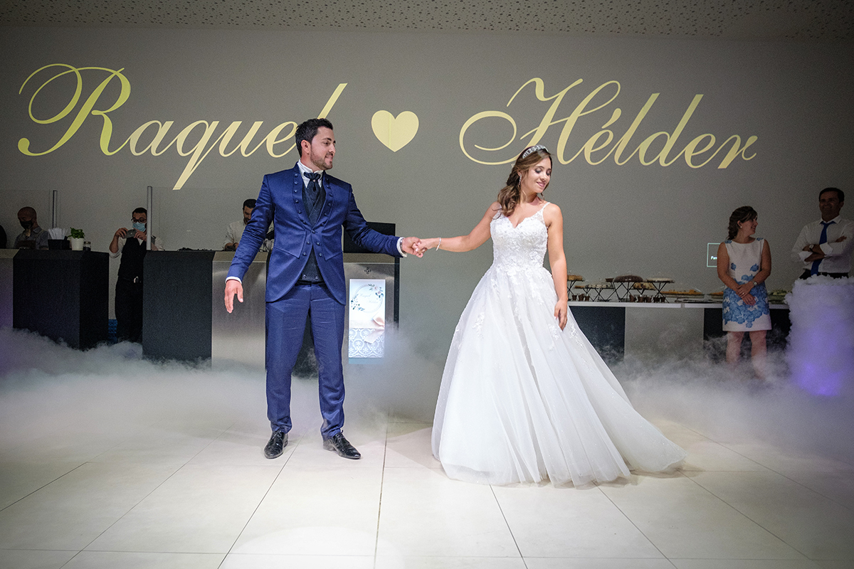 Estudios 74 -fotografia noivos -wedding photos  - fotografia-de- casamento - wedding- photo- oporto- casar- no- porto- wedding-photo- engagement-photo- best- photographer -wedding- Portugal-wedding -destination - jorge-lopes-photographer 