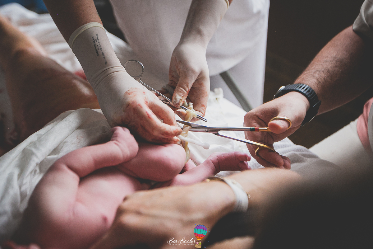 fotografia de parto normal rj maternidade perinatal laranjeiras parto humanizado doula Partejando Amor e Dra. Helena Cossich