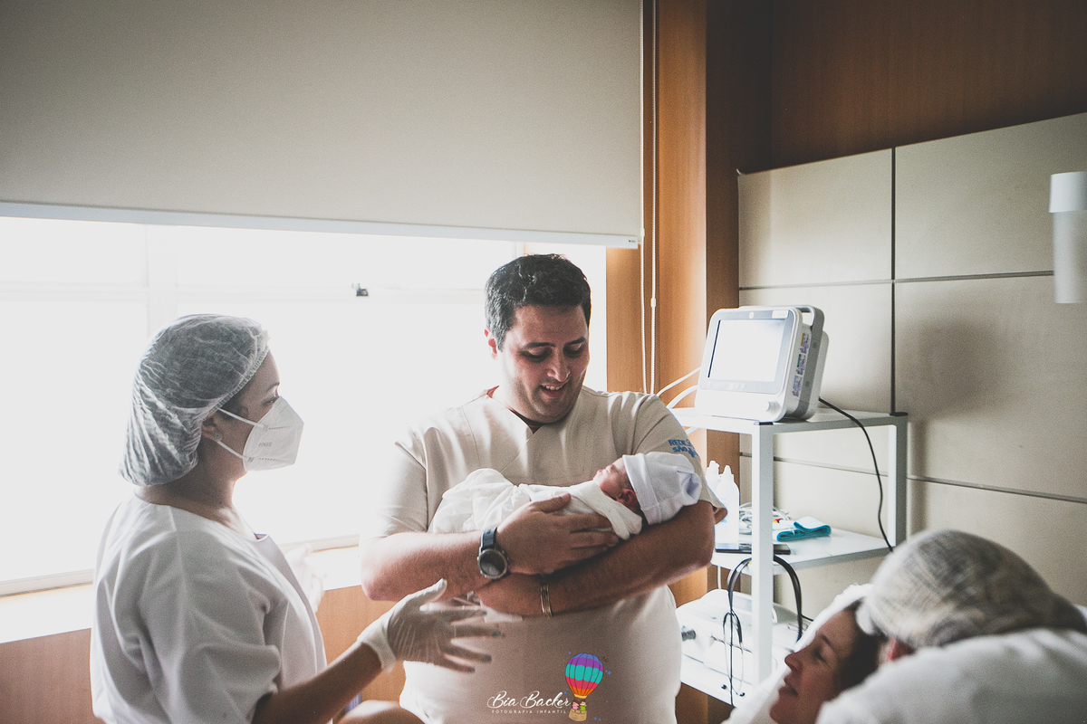 fotografia de parto normal rj maternidade perinatal laranjeiras parto humanizado doula Partejando Amor e Dra. Helena Cossich