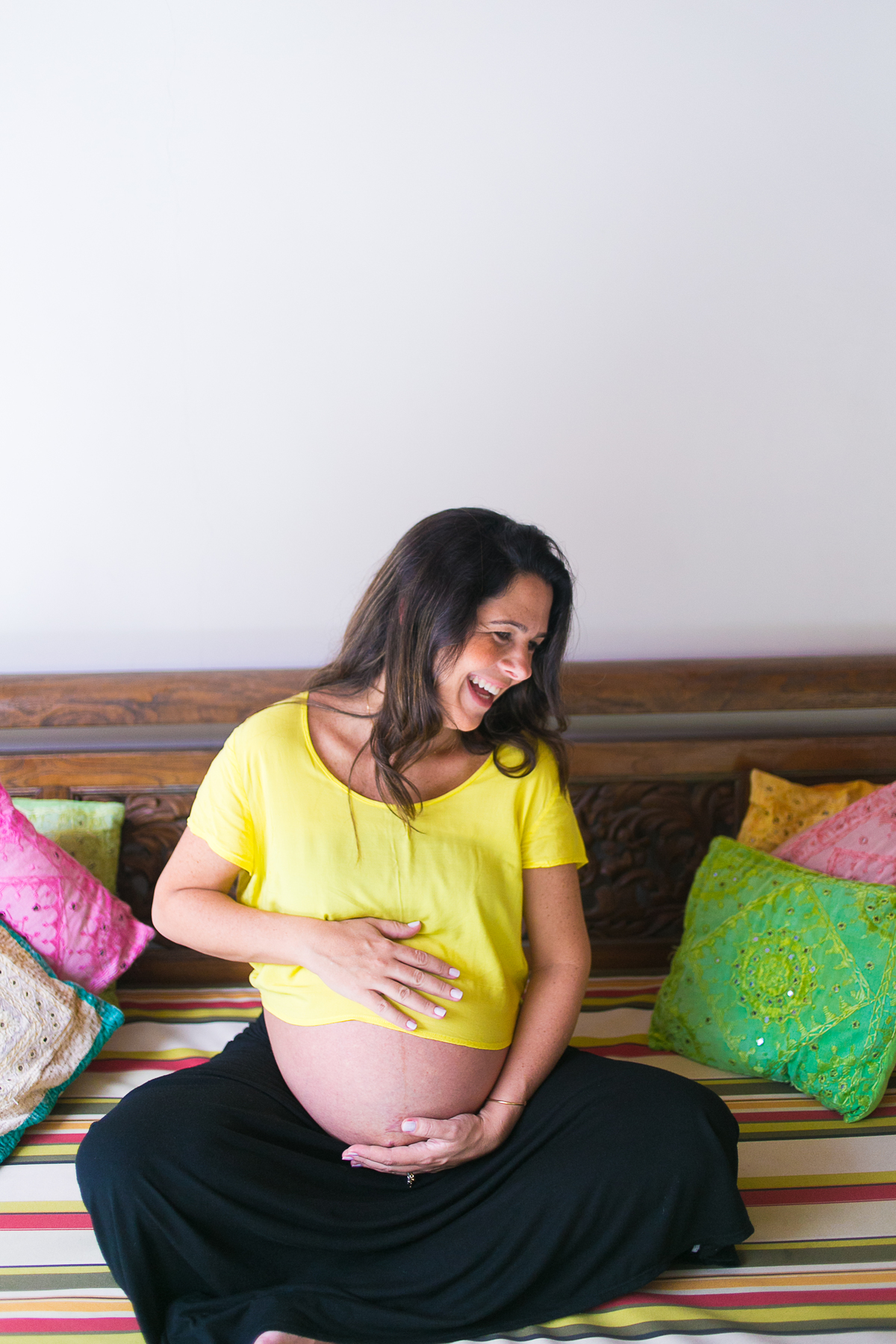 Ensaio gestante rj em casa fotos espontâneas para book gestante 