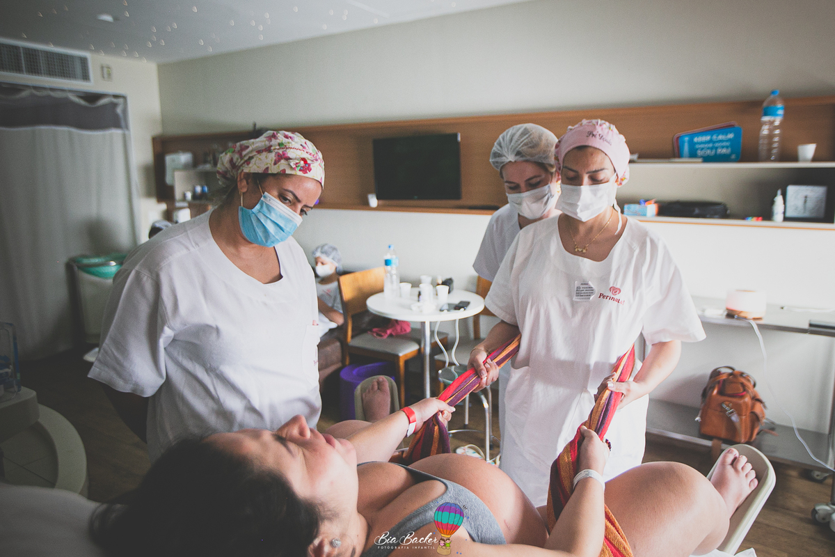 fotografia de parto normal perinatal laranjeiras dra helena cossich doula partejando amor amamente rio perinatal laranjeiras 