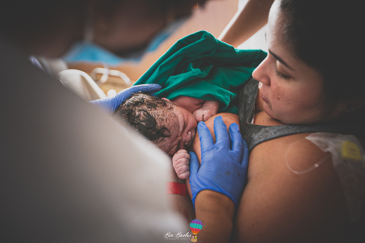 fotografia de parto normal perinatal laranjeiras dra helena cossich doula partejando amor amamente rio perinatal laranjeiras 
