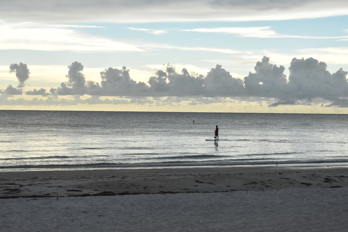 Imagem capa - Viajar não é despesa é investimento.  Por Cynthia Gomes por Camila Gama
