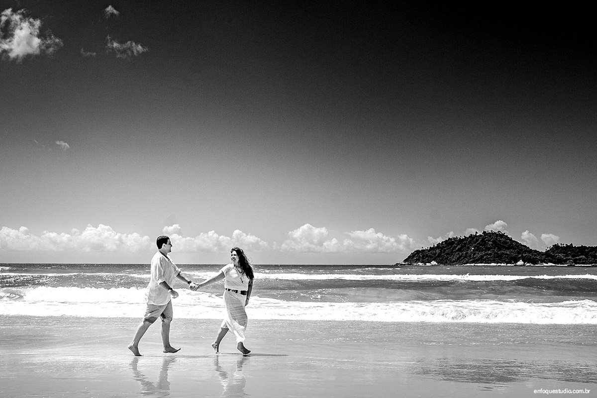 Ensaio de casal na praia