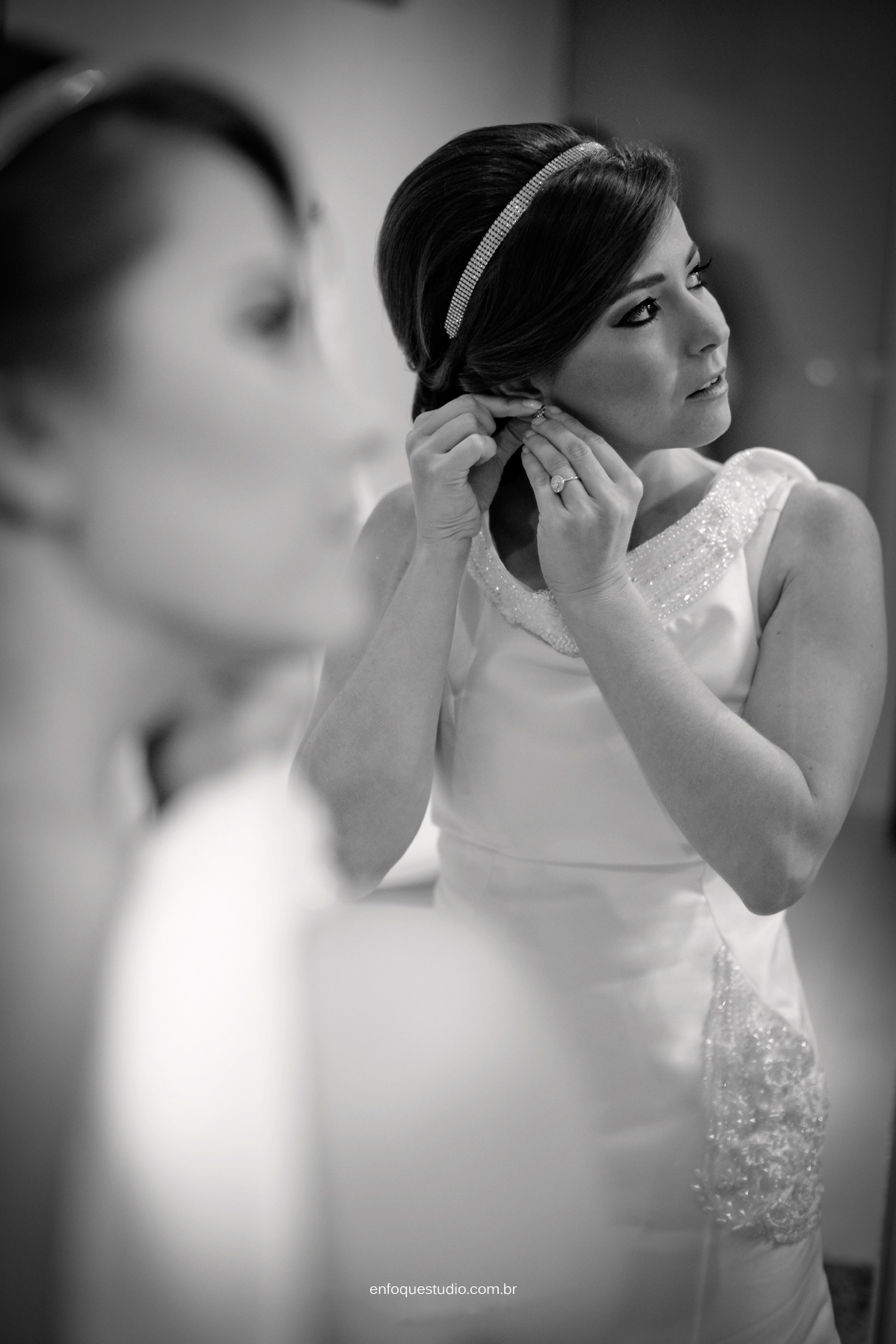 Fotos de casamento de Letícia e Fred - Making of Leonardo Foresti com cerimonia na Capela do Terras e Recepção no Salão Beira Rio - Piracicaba - SP