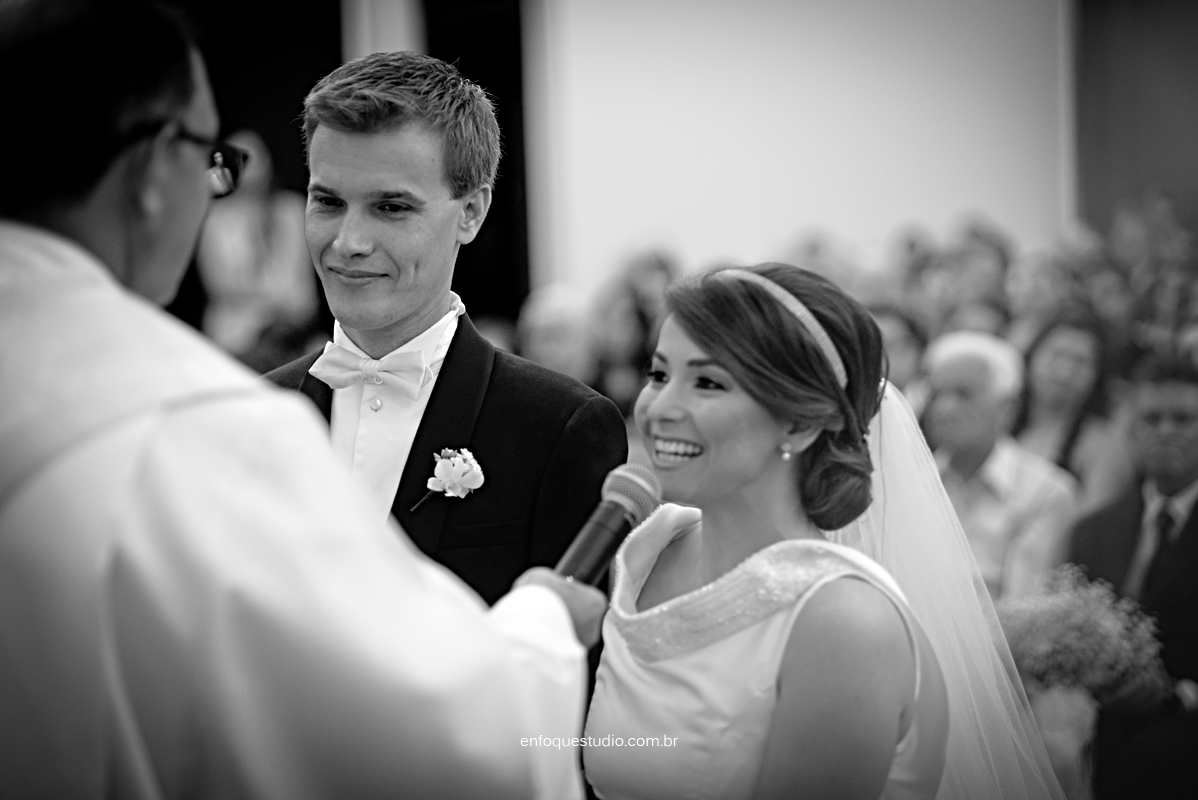 Fotos de casamento de Letícia e Fred - Making of Leonardo Foresti com cerimonia na Capela do Terras e Recepção no Salão Beira Rio - Piracicaba - SP