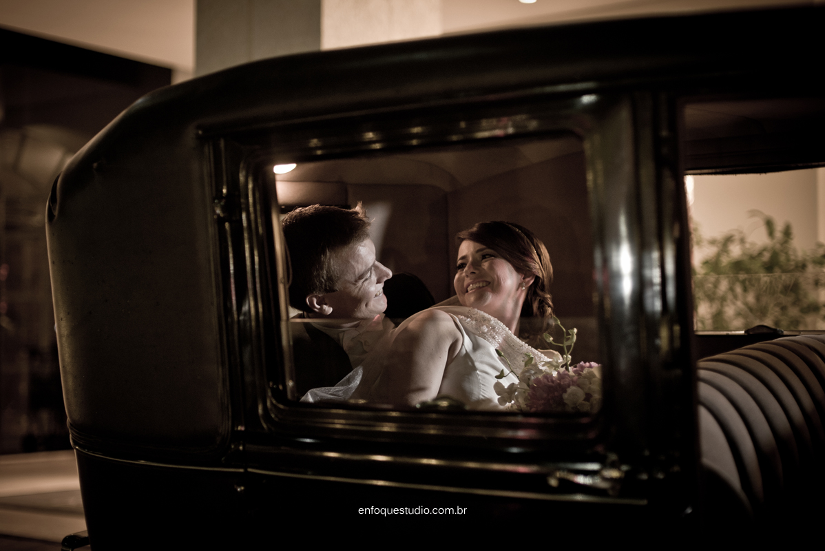 Fotos de casamento de Letícia e Fred - Making of Leonardo Foresti com cerimonia na Capela do Terras e Recepção no Salão Beira Rio - Piracicaba - SP