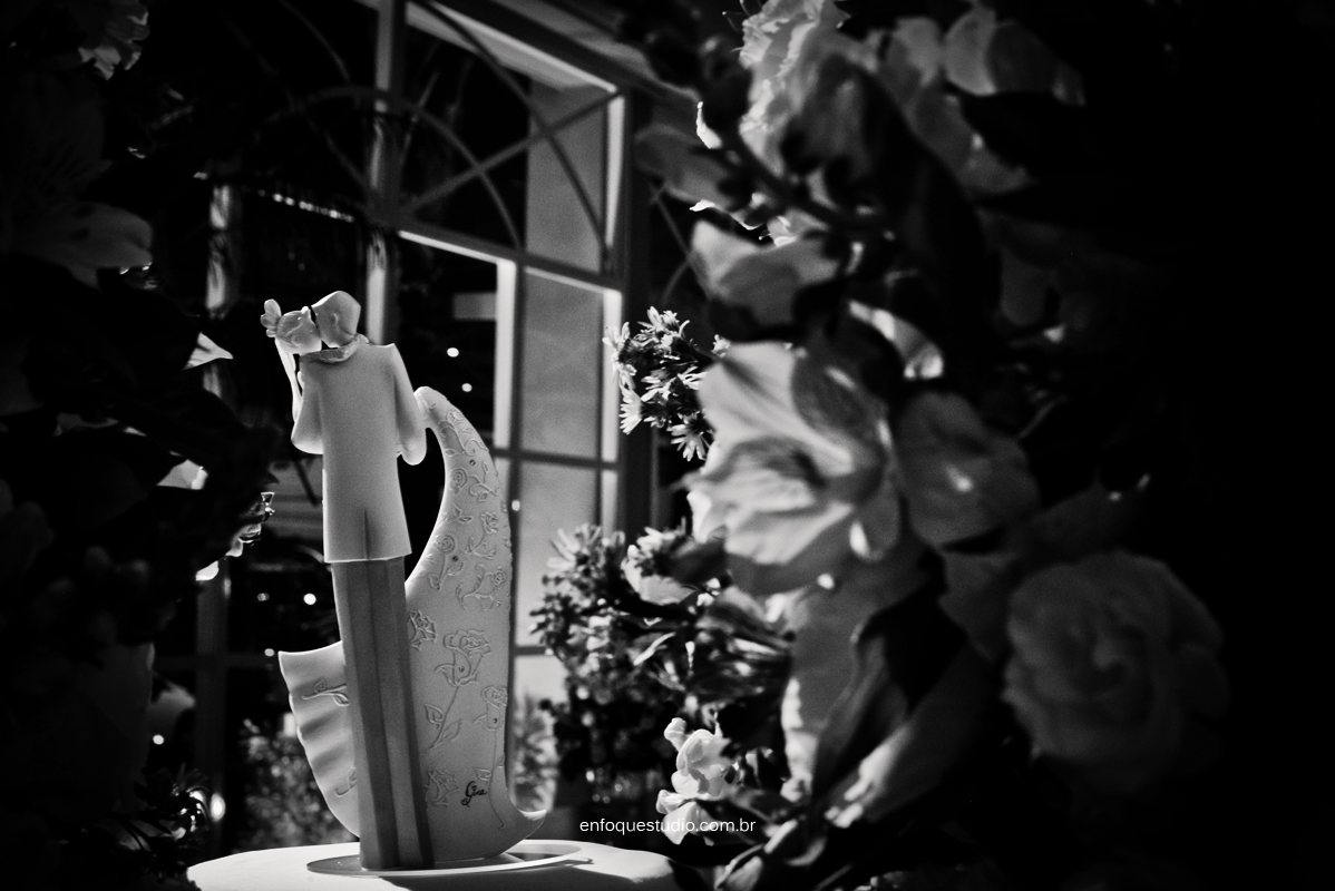 Fotos de casamento de Letícia e Fred - Making of Leonardo Foresti com cerimonia na Capela do Terras e Recepção no Salão Beira Rio - Piracicaba - SP