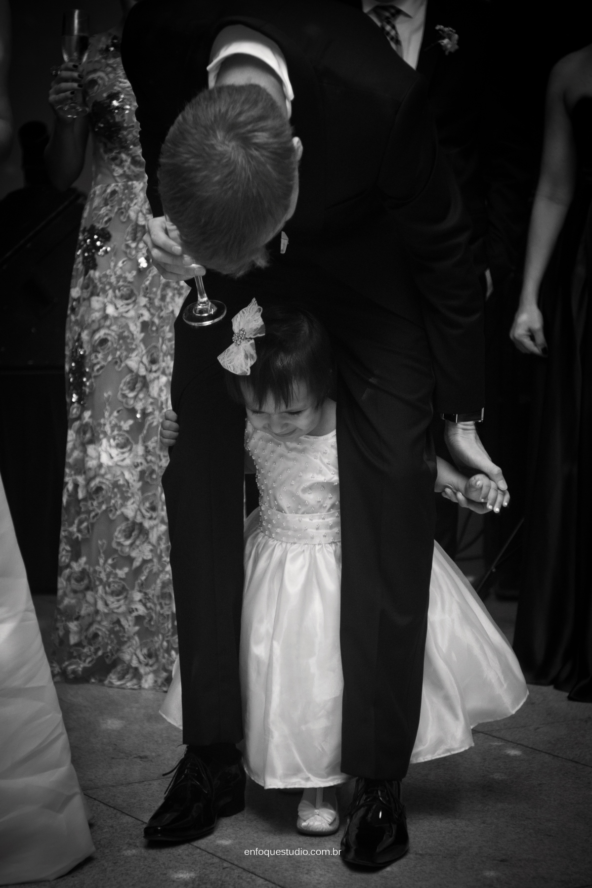 Fotos de casamento de Letícia e Fred - Making of Leonardo Foresti com cerimonia na Capela do Terras e Recepção no Salão Beira Rio - Piracicaba - SP