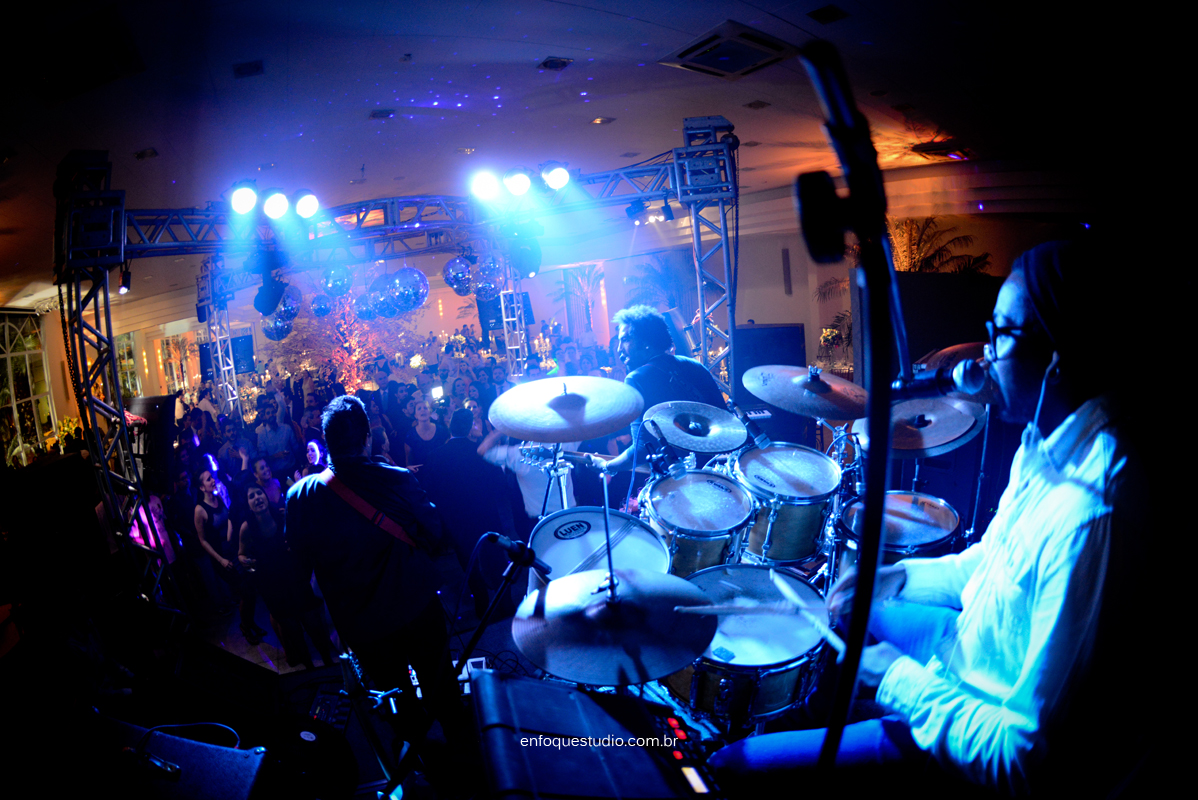 Fotos de casamento de Letícia e Fred - Making of Leonardo Foresti com cerimonia na Capela do Terras e Recepção no Salão Beira Rio - Piracicaba - SP