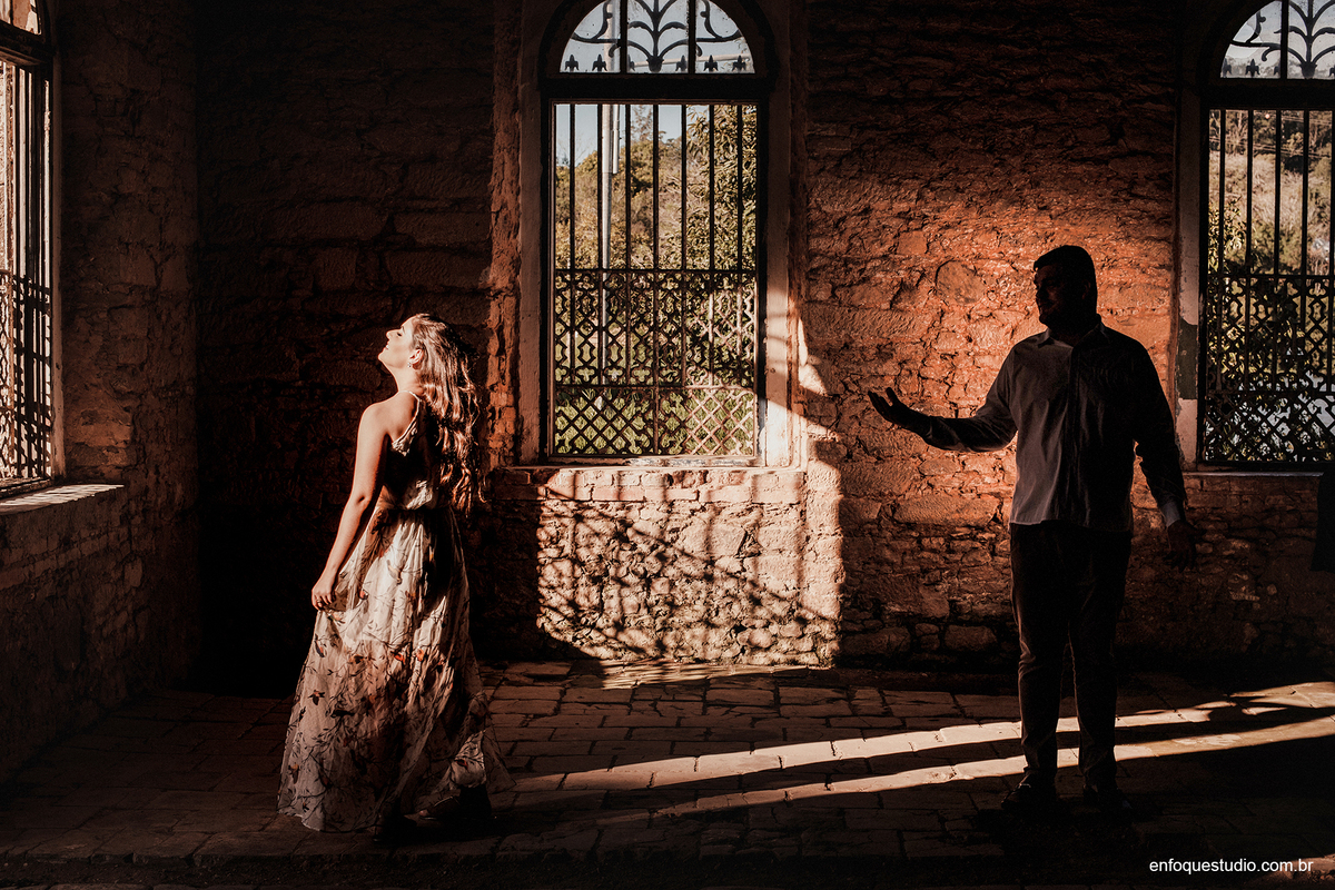 ENSAIO COM CASAL ESPONTÂNEO E COM CONTRASTE 