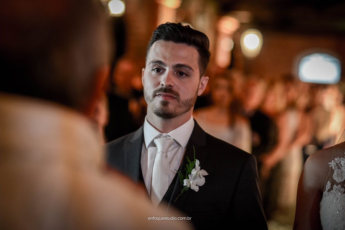 Foto detalhe do noivo