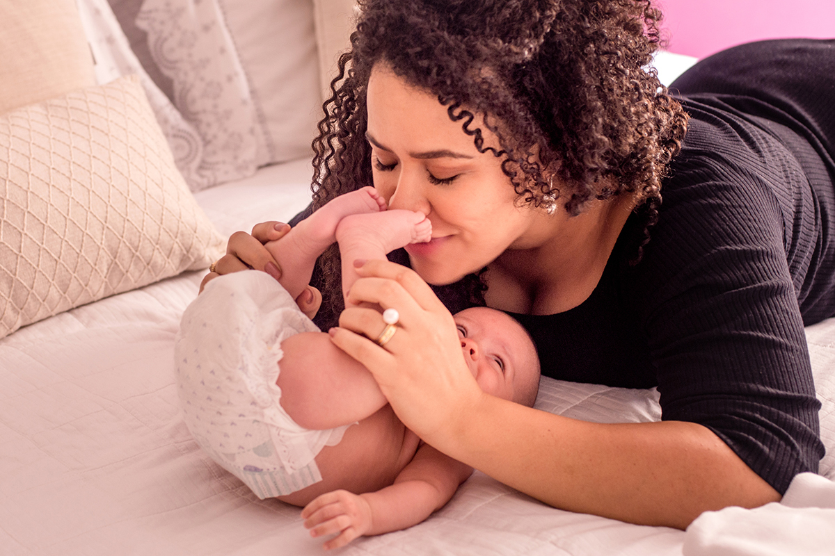 Primeiras brincadeiras com o bebê