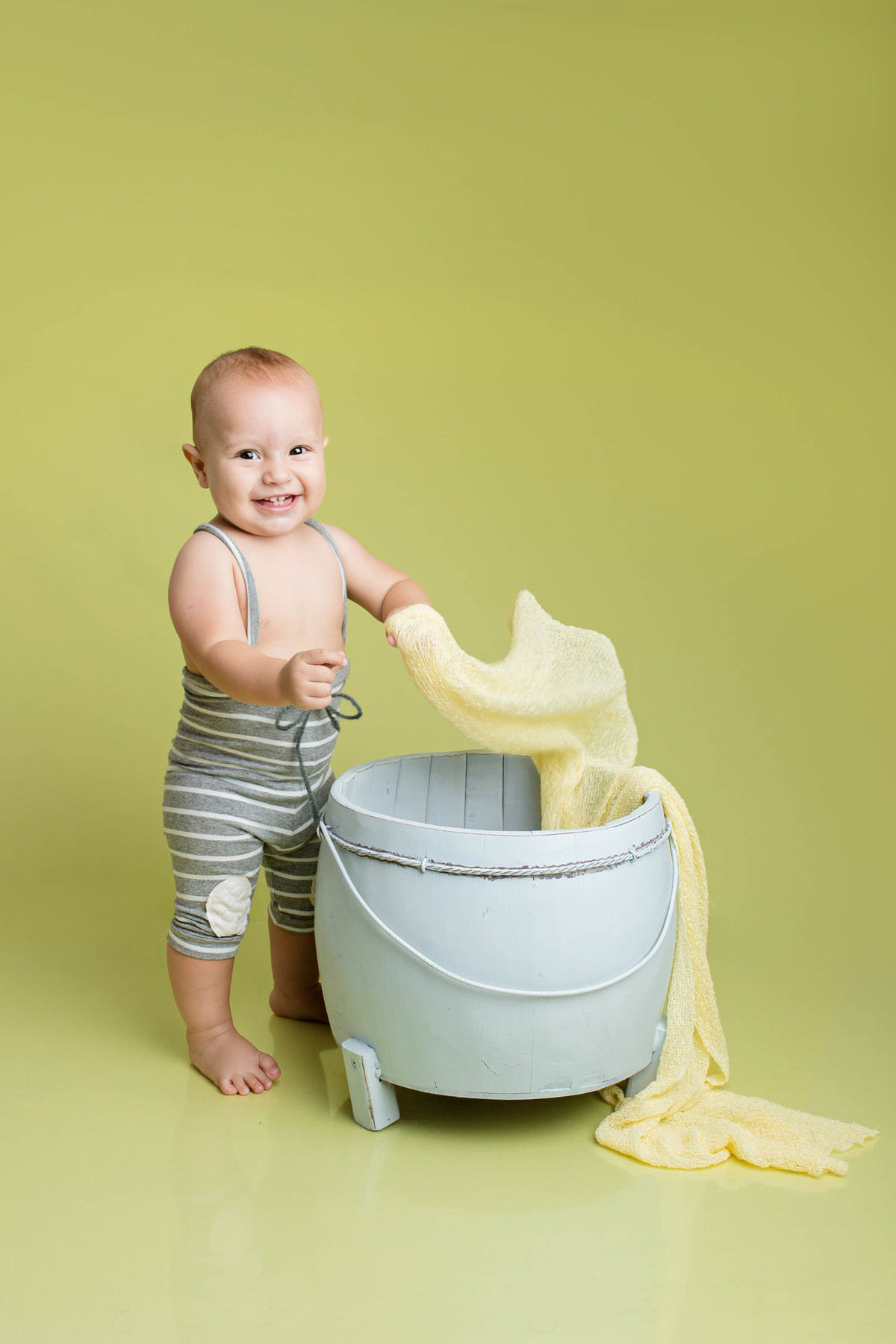 acompanhamento foto em pé no cesto