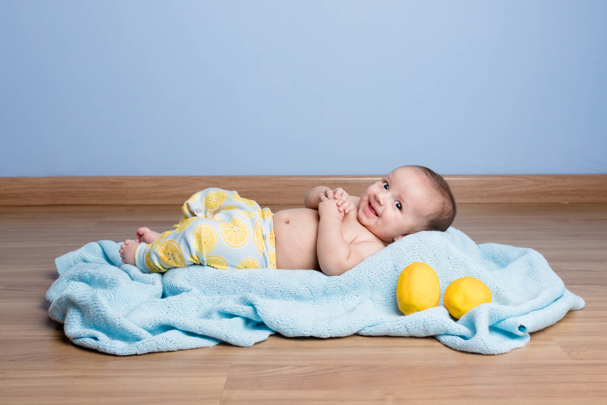 foto acompanhamento bebe deitado