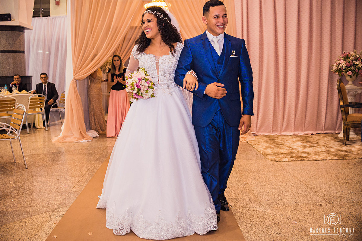 Chegada dos noivos na ceremonia civil