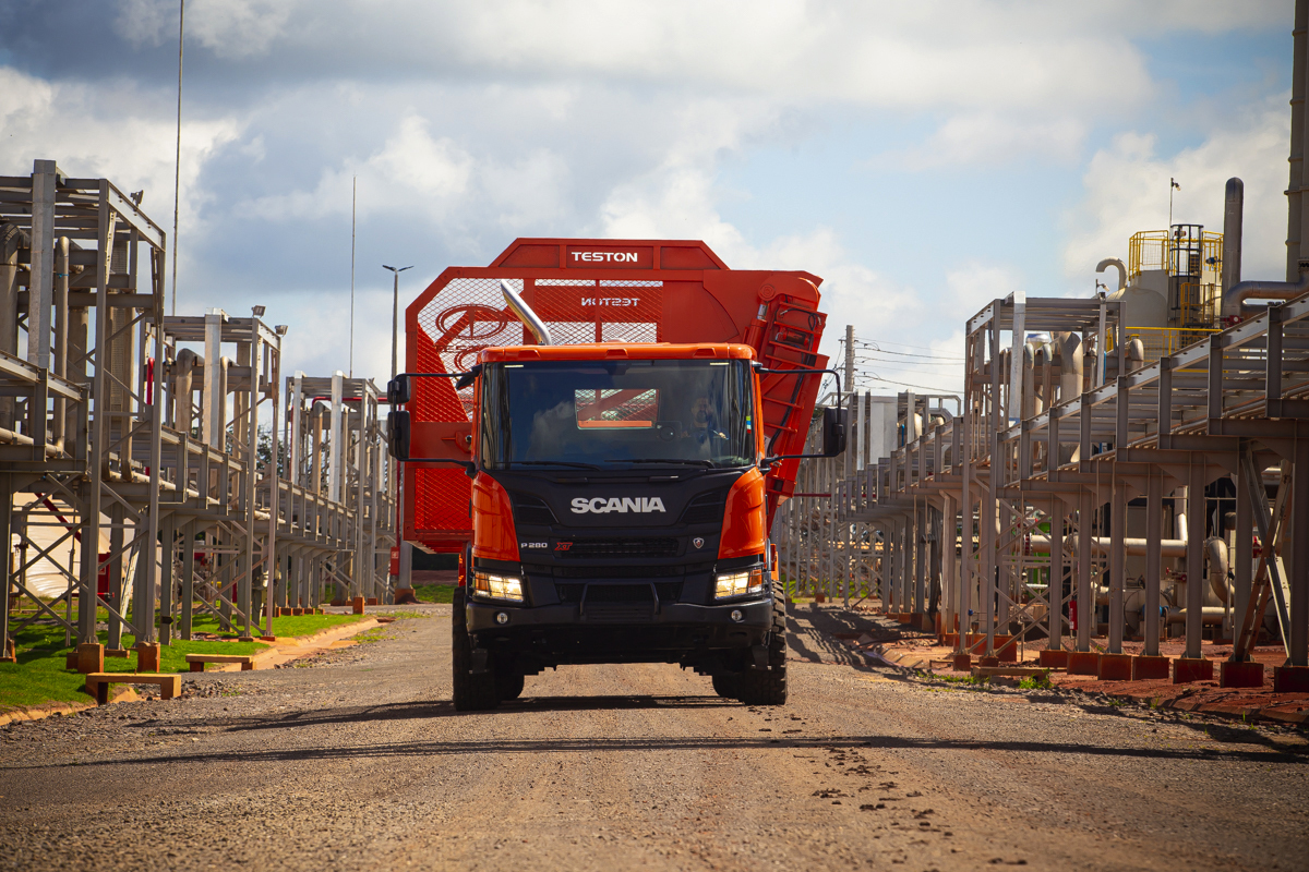 Capturando a essência do seu negócio com imagens impactantes. Especialista em fotografia institucional, comercial e publicitária Roberto Custodio em Londrina PR.
