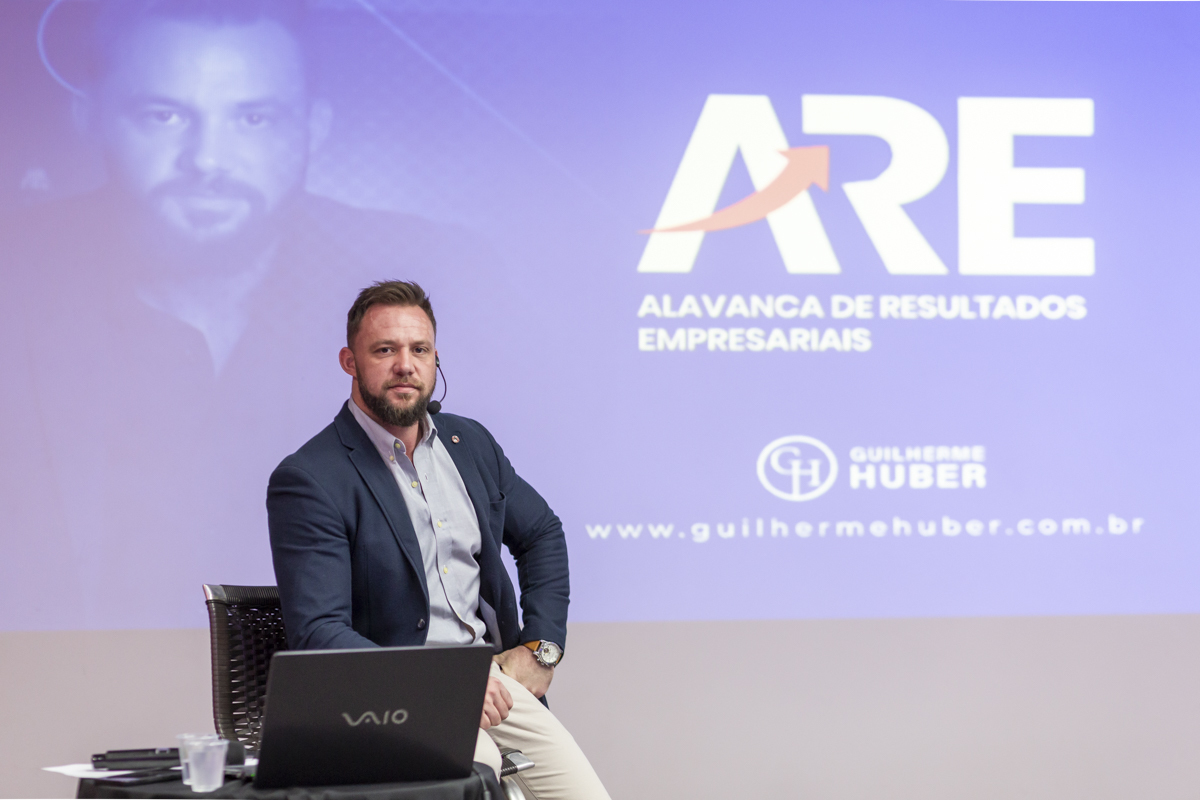 Garanta a melhor cobertura com o mais requisitado fotógrafo de eventos corporativos em Londrina: Roberto Custódio.
