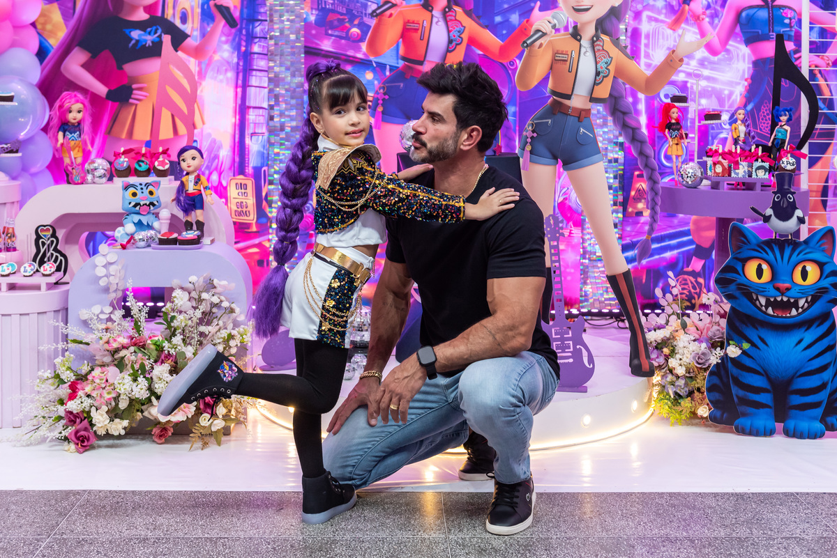 Pai e filha em momento de fotos especiais