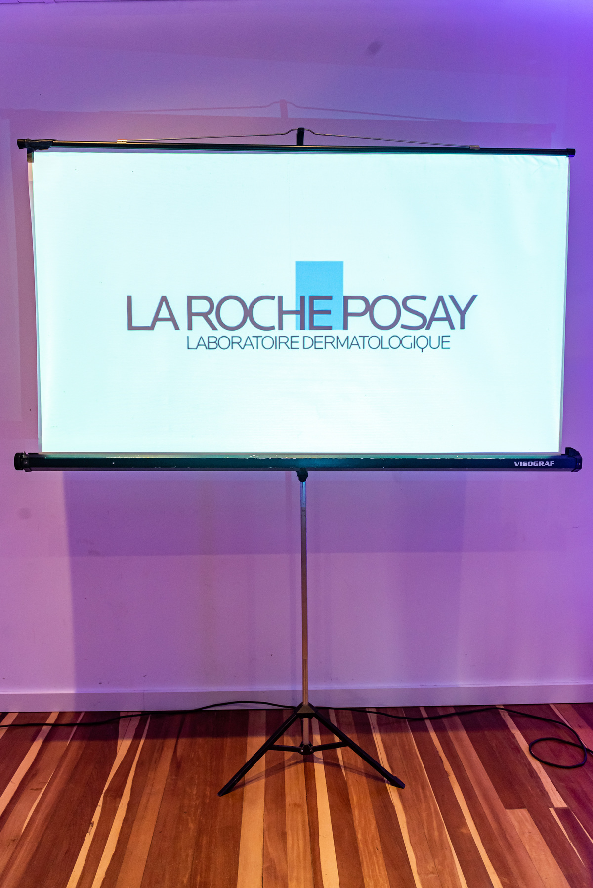 Apresentação institucional da La Roche-Posay