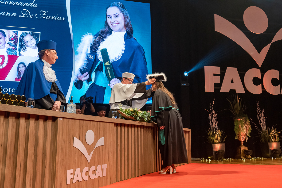 colação de grau em fisioterapia na FACCAT