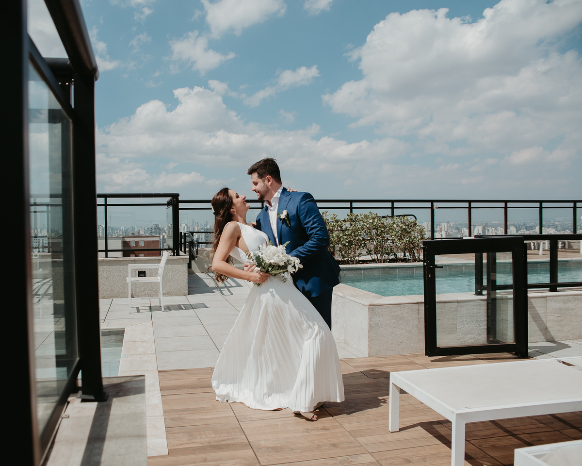 Casamento intimista no prédio do casal em São Paulo – Patricia e Bruno